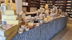 Formaje, quesería de quesos artesanos en Chamberí Madrid. Los 5 Mejores