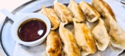 Dumplings plancha ternera. Casa Pei. Los 5 mejores